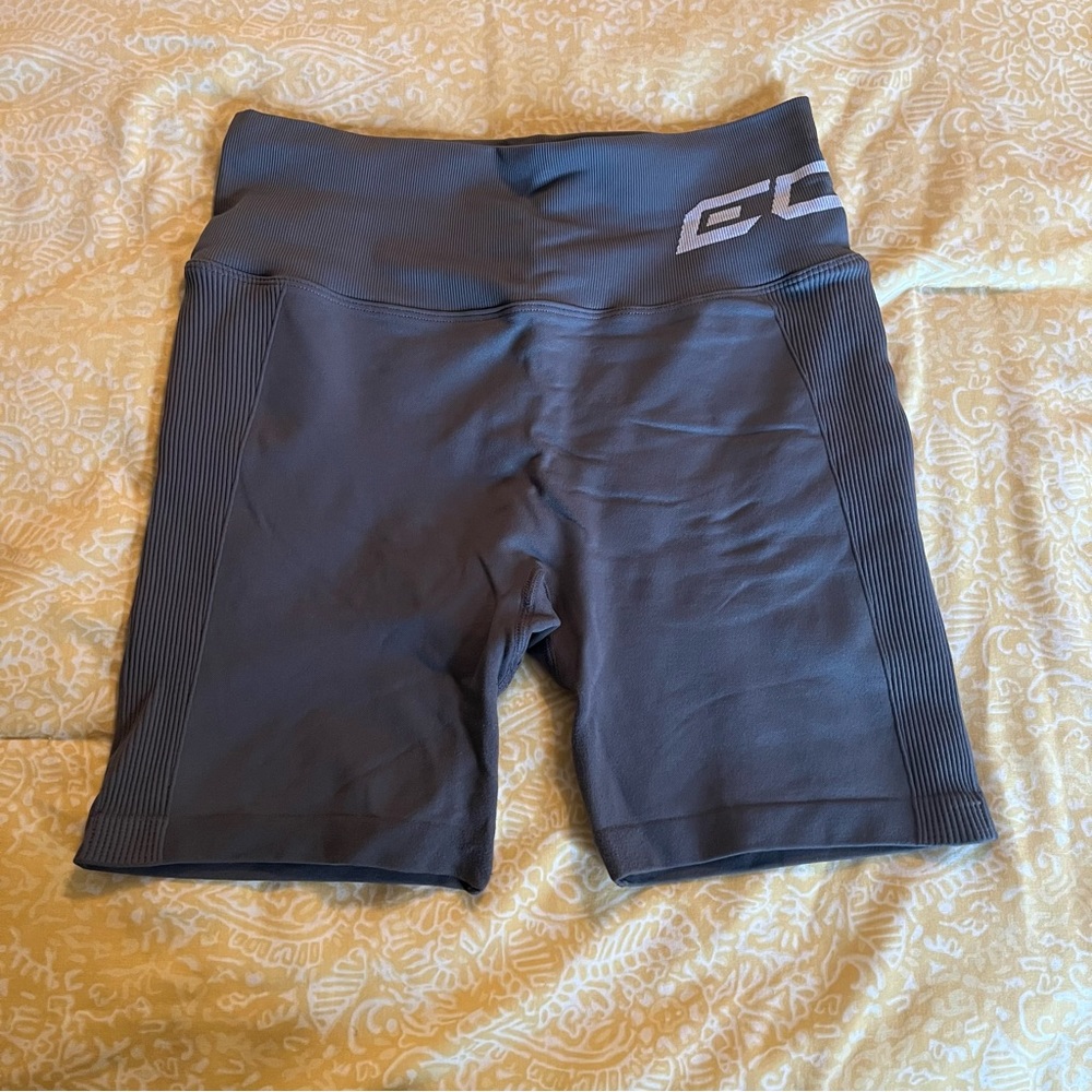 Echt Scrunch Shorts